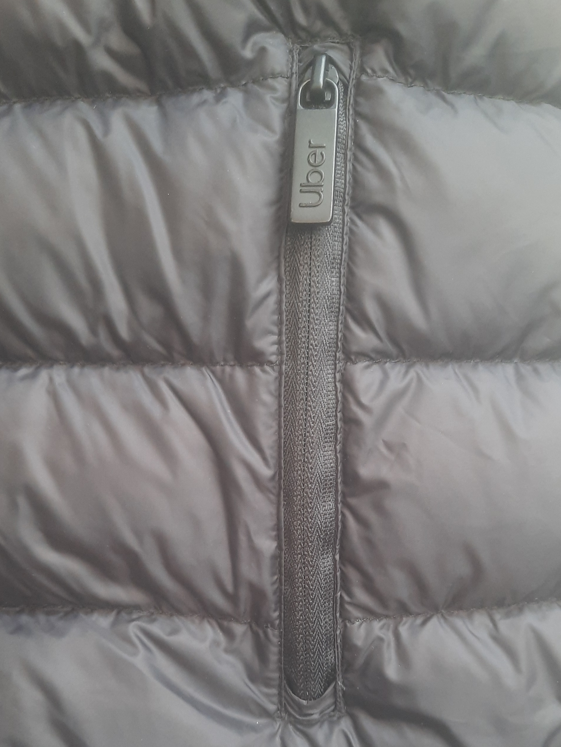 Uber Black Limited Edition Mens Down Puffer Vest Size Large — image 5 of 8